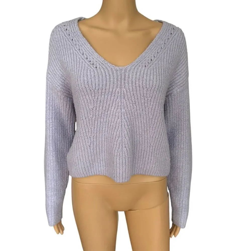 Garage lilac cropped v-neck sweater size M